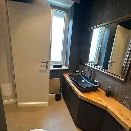 Casa Ferrara J Stadium By Confirenthouse *