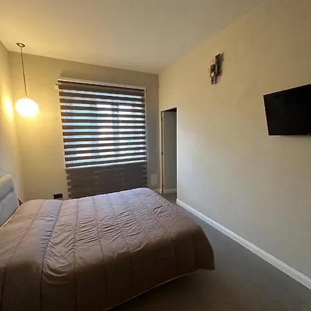 Casa Ferrara J Stadium By Confirenthouse Lägenhet Turin